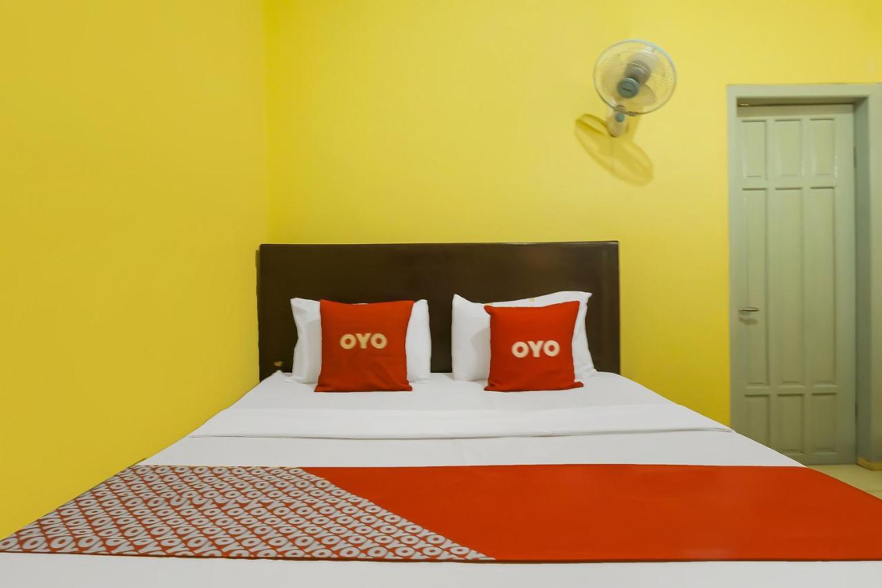 Oyo 92483 Hotel Kirana Salatiga Luaran gambar