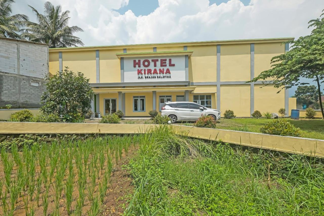 Oyo 92483 Hotel Kirana Salatiga Luaran gambar